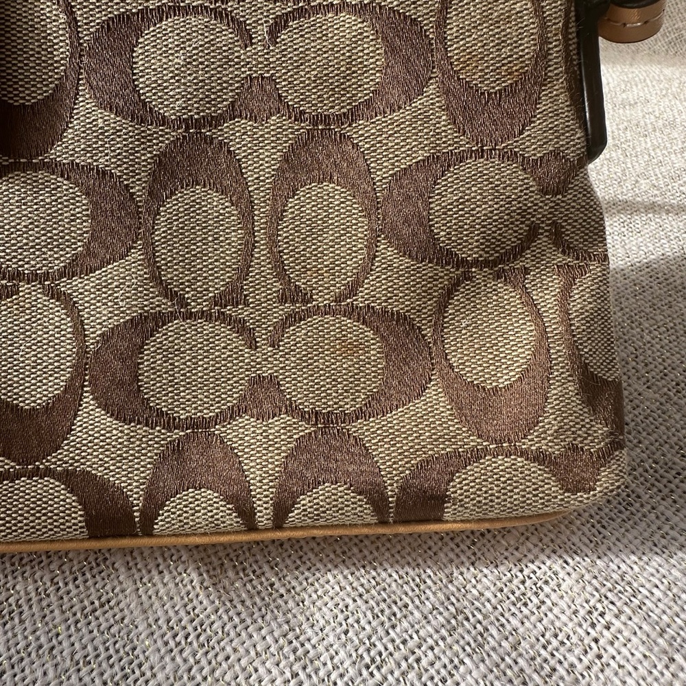── SOLD ──
Coach Y2K Signature Demi Clip Shoulder Bag (A3U-6348) - Picture 15 of 16